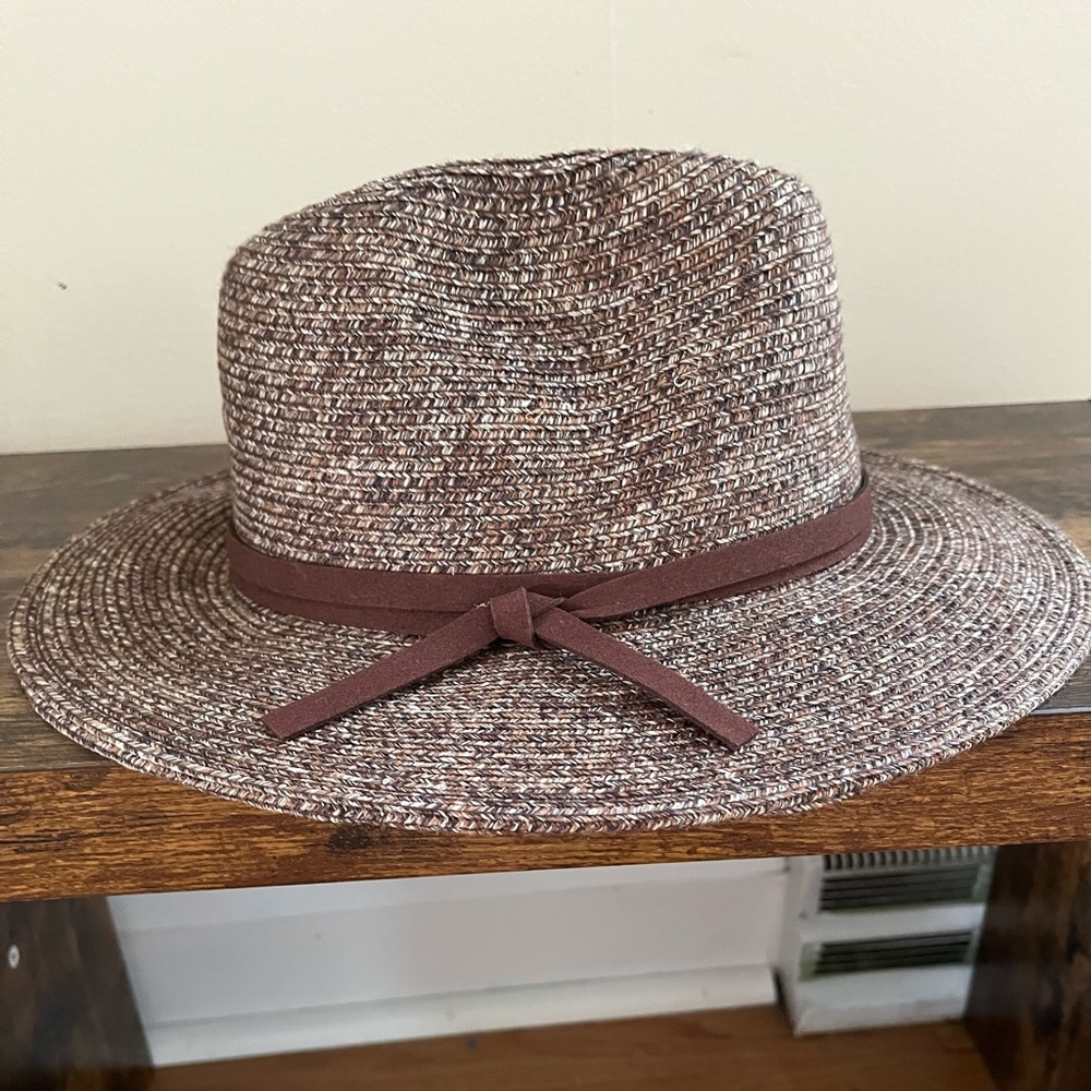 🦋 hat !!